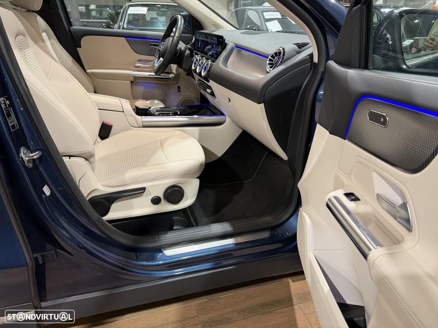 Mercedes-Benz GLA 250 e 8G-DCT Progressive - 29