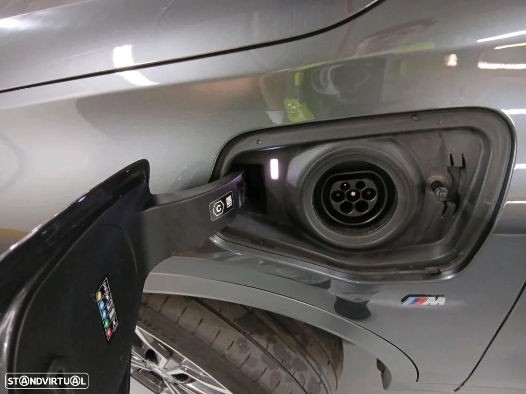 BMW X2 25 e xDrive X Pack M - 13