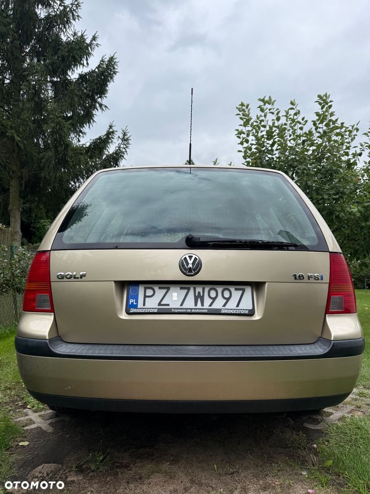Volkswagen Golf 1.6 FSI Comfortline - 7