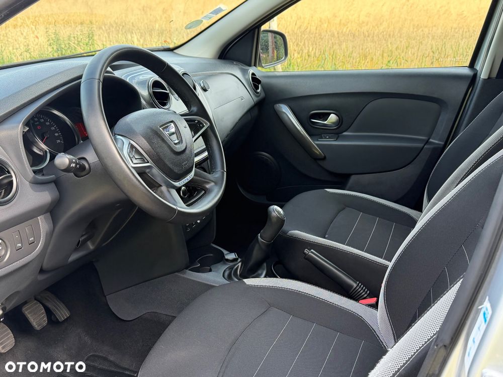 Dacia Sandero 1.5 dCi Laureate S&S - 10