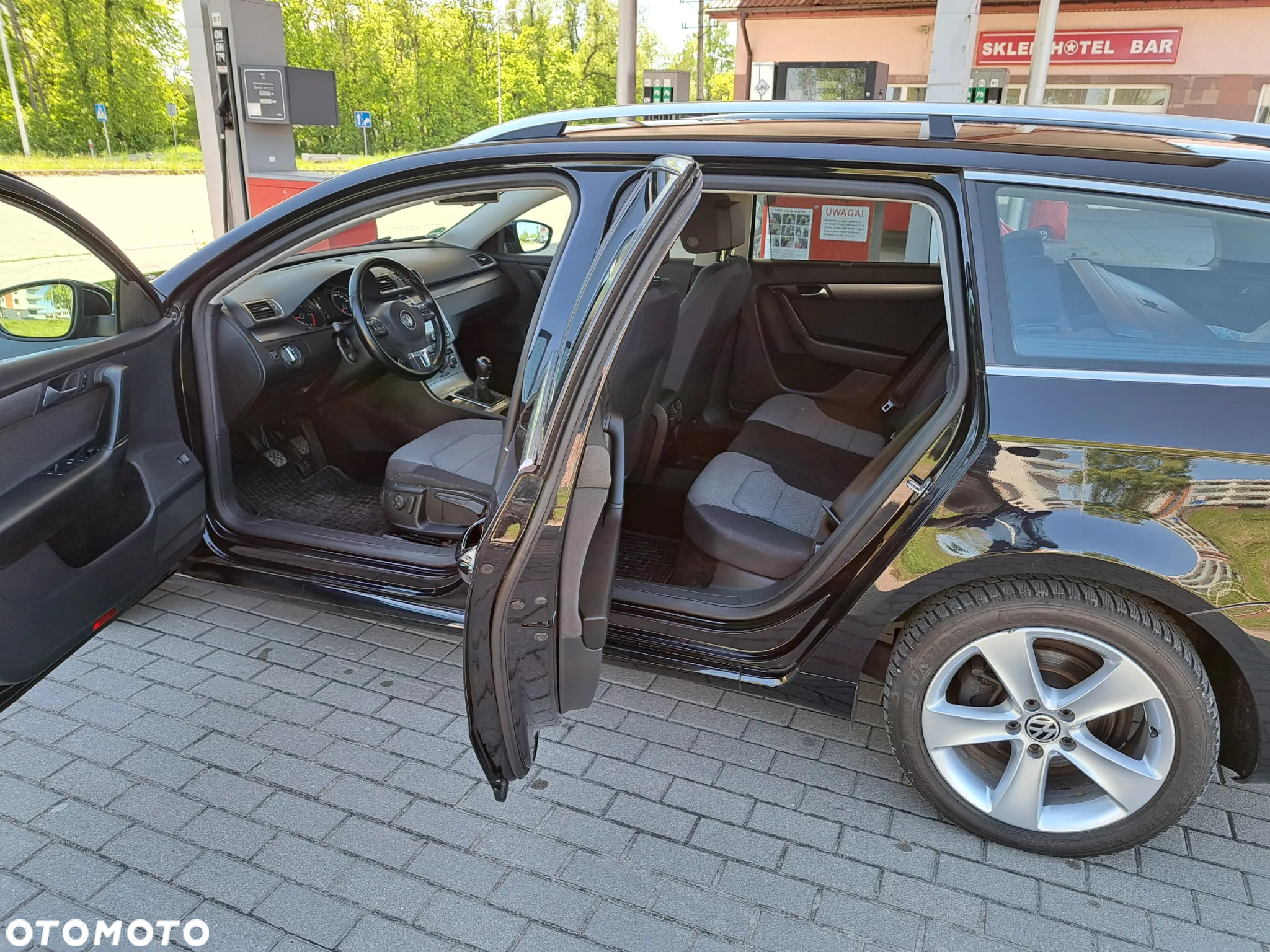 Volkswagen Passat - 13