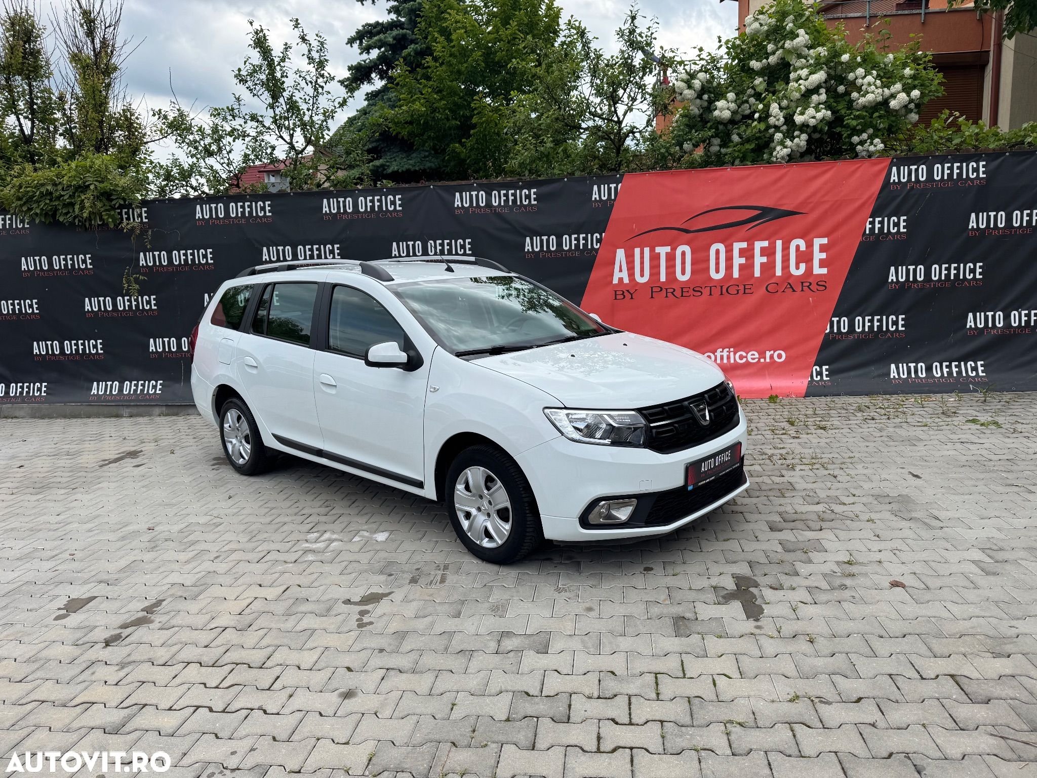 Dacia Logan MCV 1.5 Blue dCi Laureate - 1