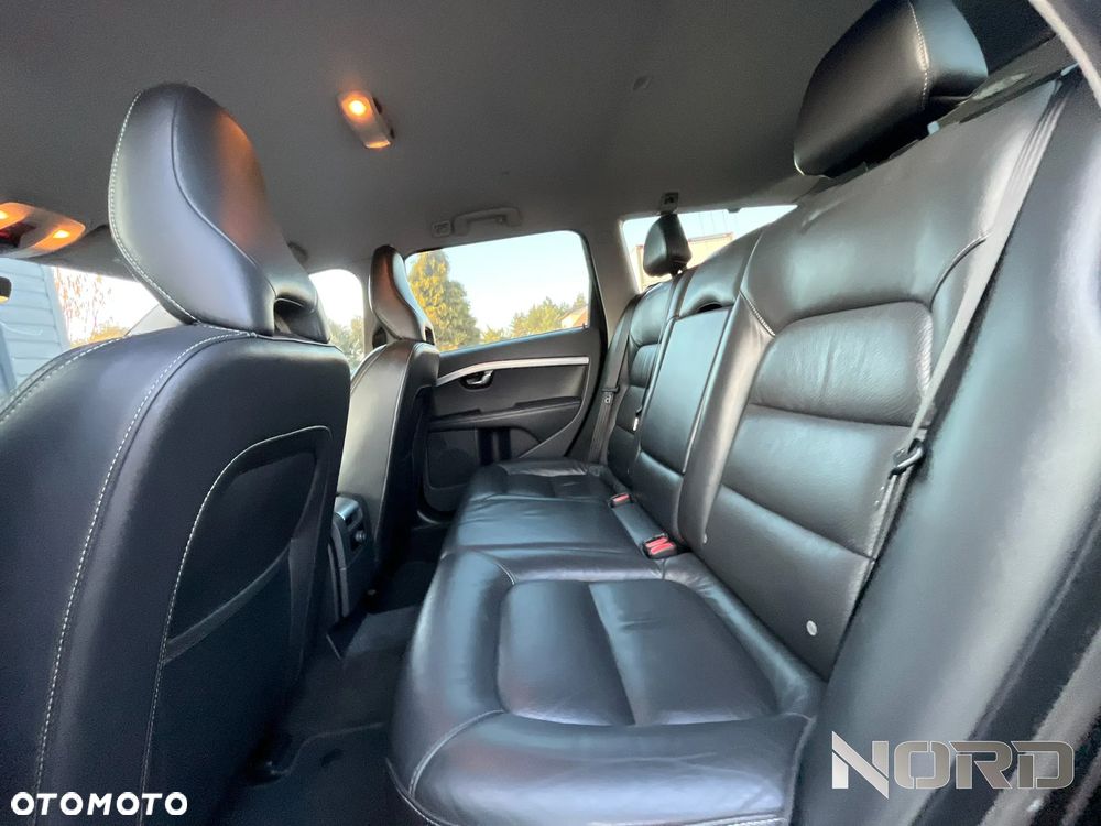 Volvo V70 D2 Geartronic Momentum - 17