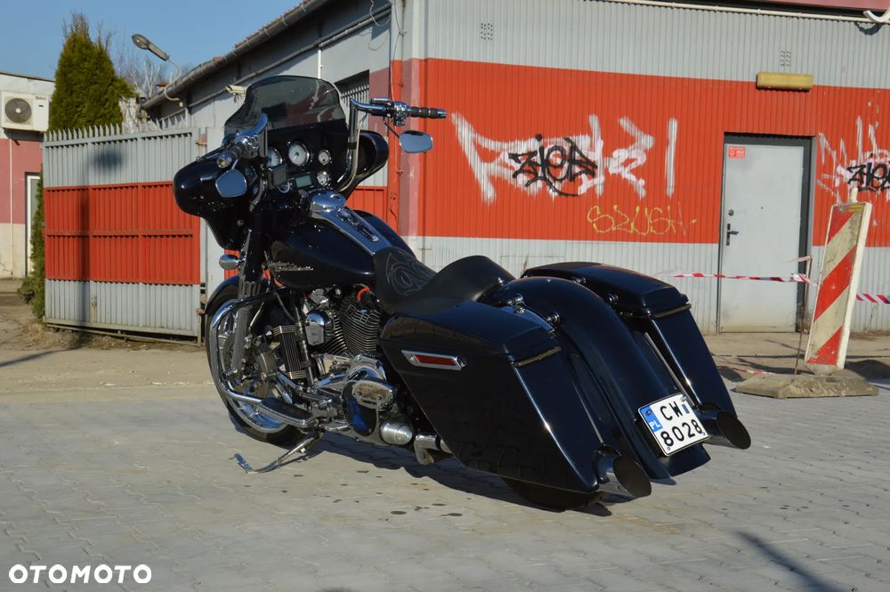 Harley-Davidson Touring Street Glide - 15