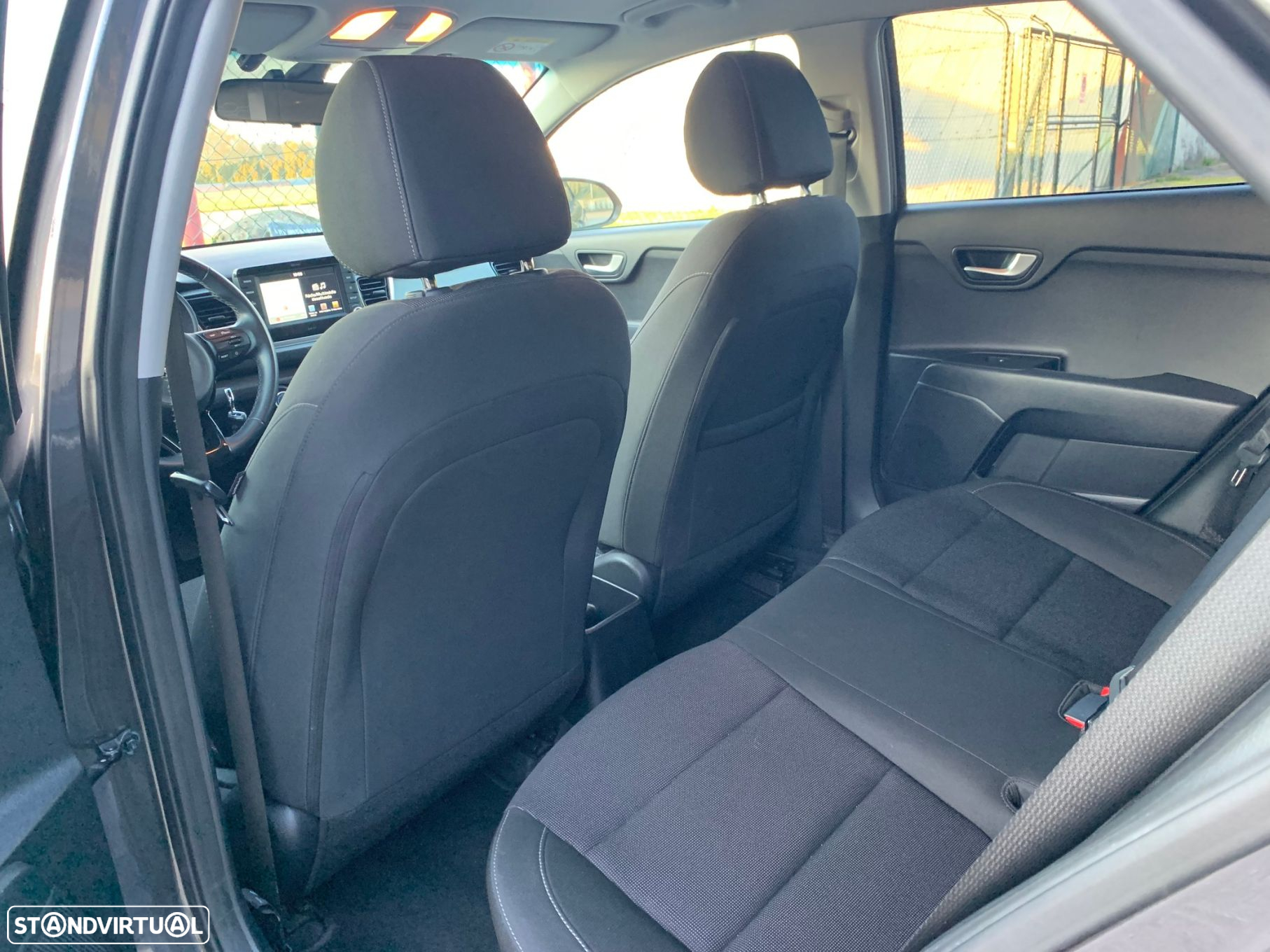 Kia Rio 1.0 T-GDi Drive - 11