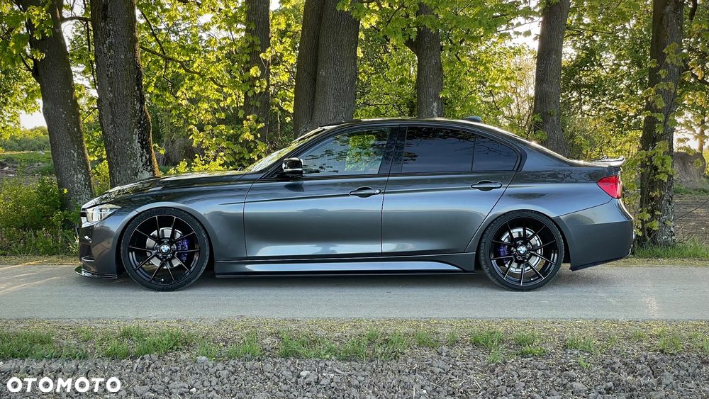 BMW Seria 3 330i M Sport - 19