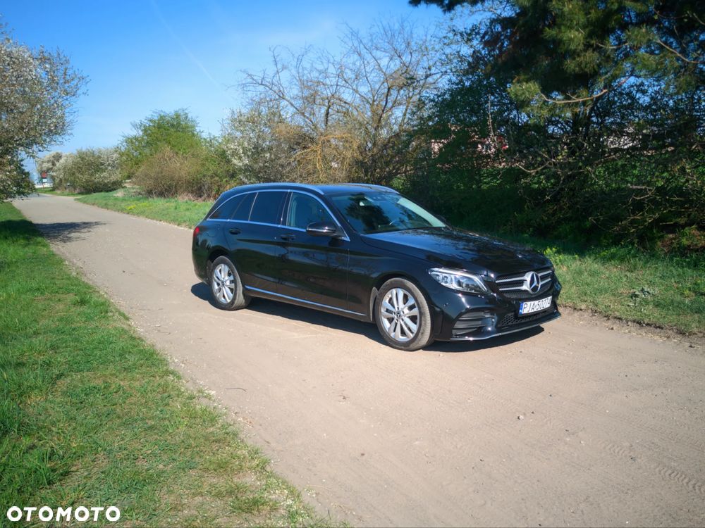 Mercedes-Benz Klasa C 220 d 4Matic 9G-TRONIC AMG Line - 4
