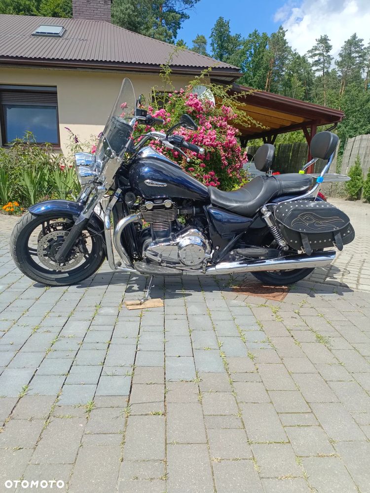 Triumph Thunderbird - 1