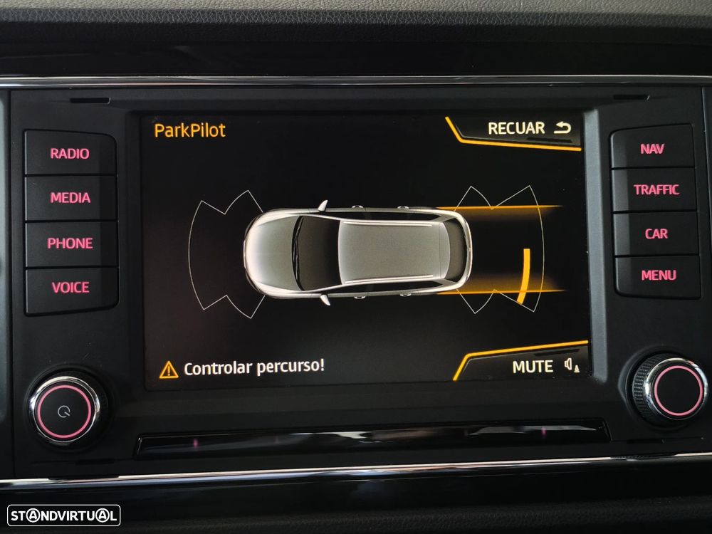 SEAT Leon ST 1.6 TDI Style Ecomotive - 19