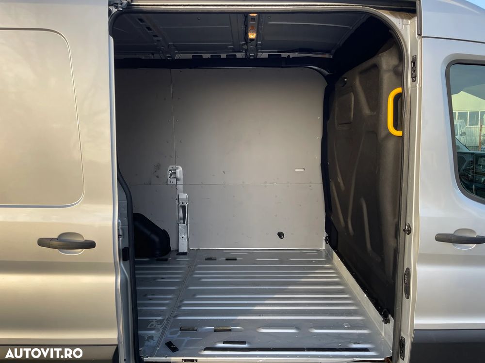 Ford Transit - 10