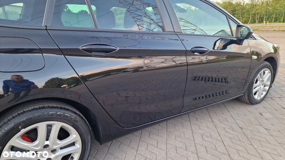 Opel Astra V 1.6 CDTI Dynamic S&S - 17