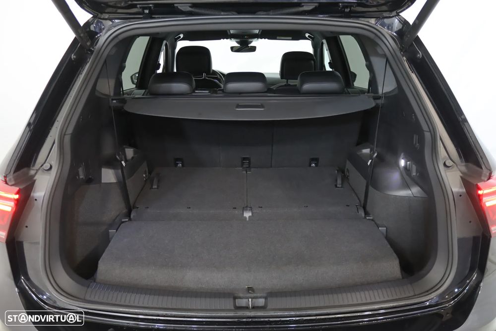 VW Tiguan 2.0 TDI R-Line DSG - 44