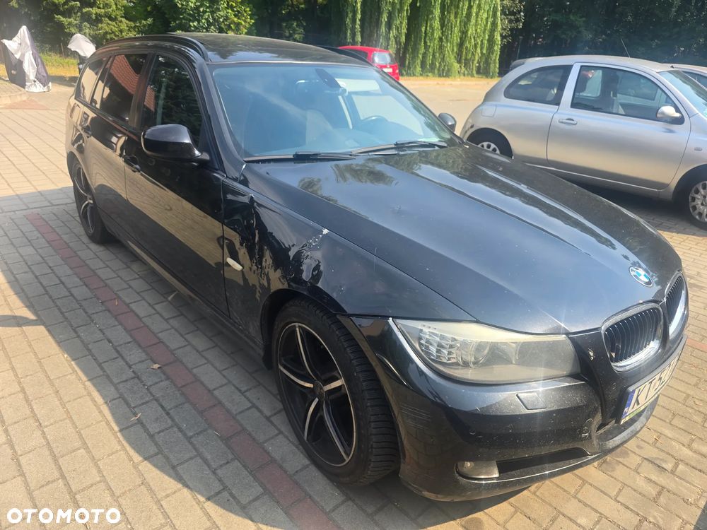 BMW Seria 3 318d Sport Line - 9