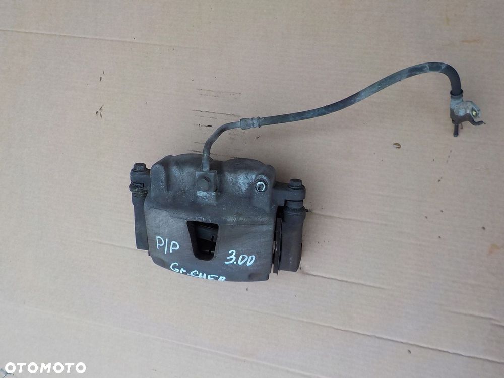 zacisk prawy przód jeep grand cherokee III WH WK 3,0 crd 2007r 4x4 - 1