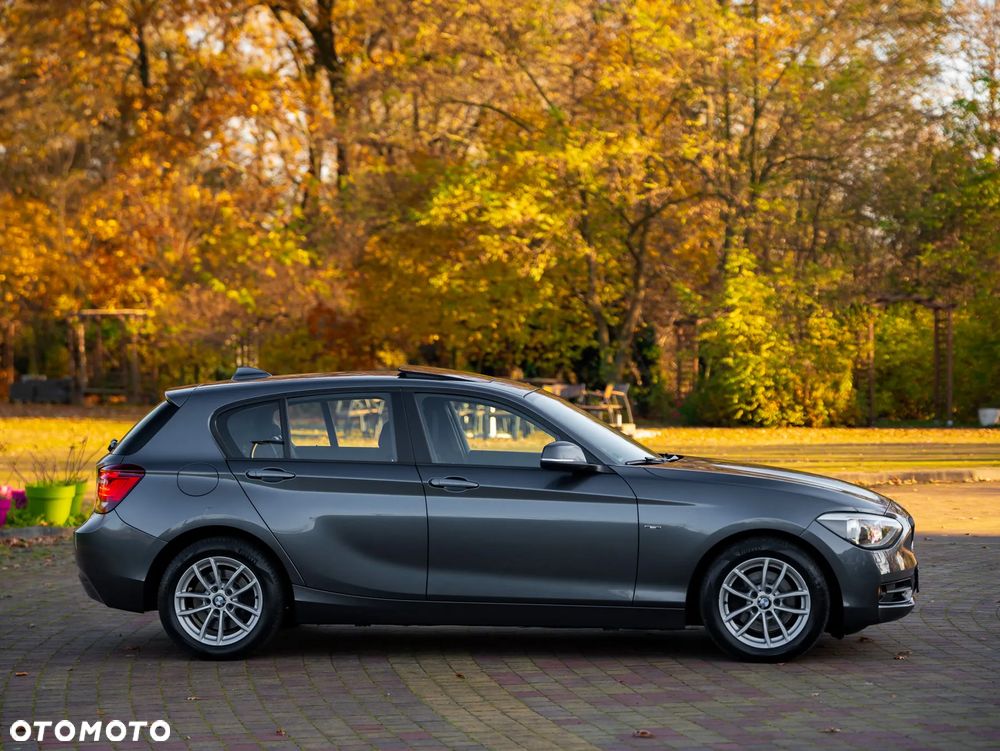 BMW Seria 1 120d Sport Line - 12