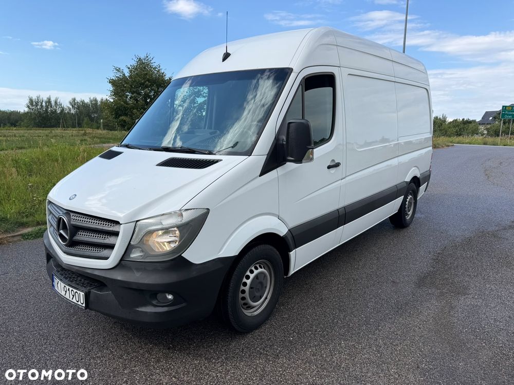 Mercedes-Benz Sprinter - 2
