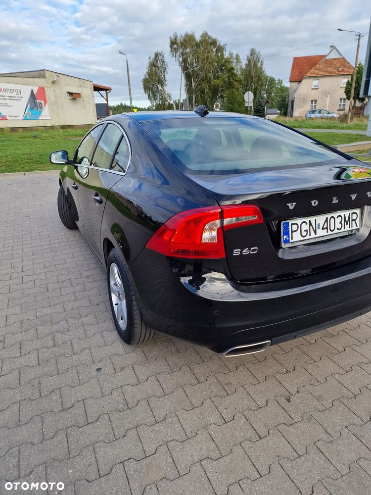 Volvo S60 D4 Drive-E Momentum - 9