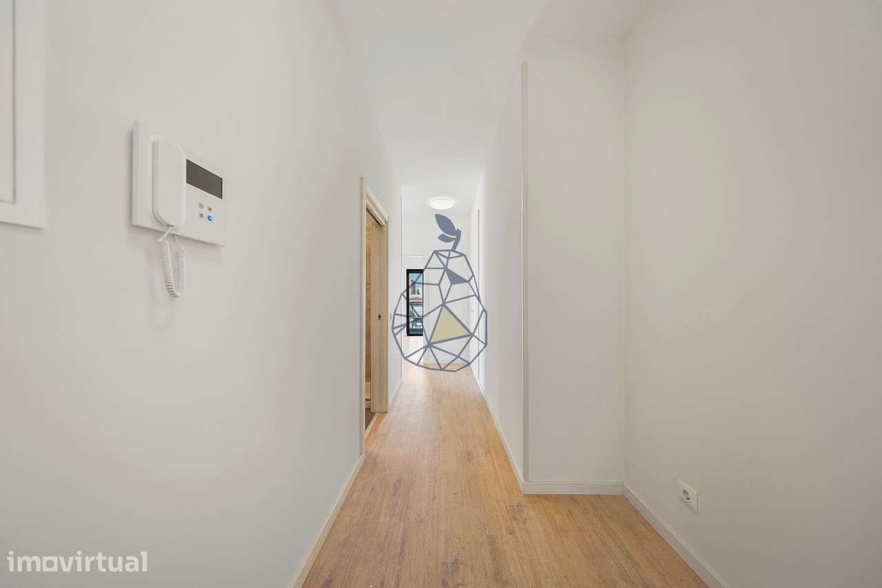 Apartamento T4 Novo com Grandes Varandas em Portimão - Grande imagem: 5/46