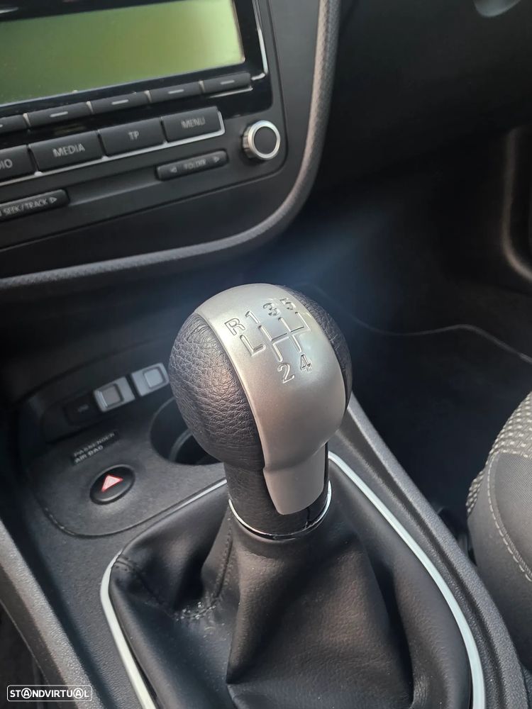 SEAT Leon 1.6 TDI DPF Sport - 14