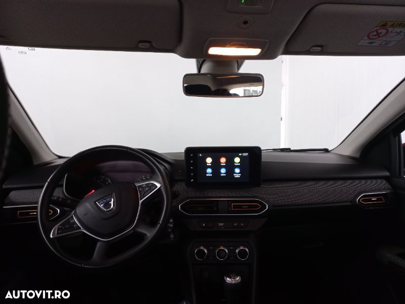 Dacia Sandero Stepway TCe 90 MT6 Comfort - 10