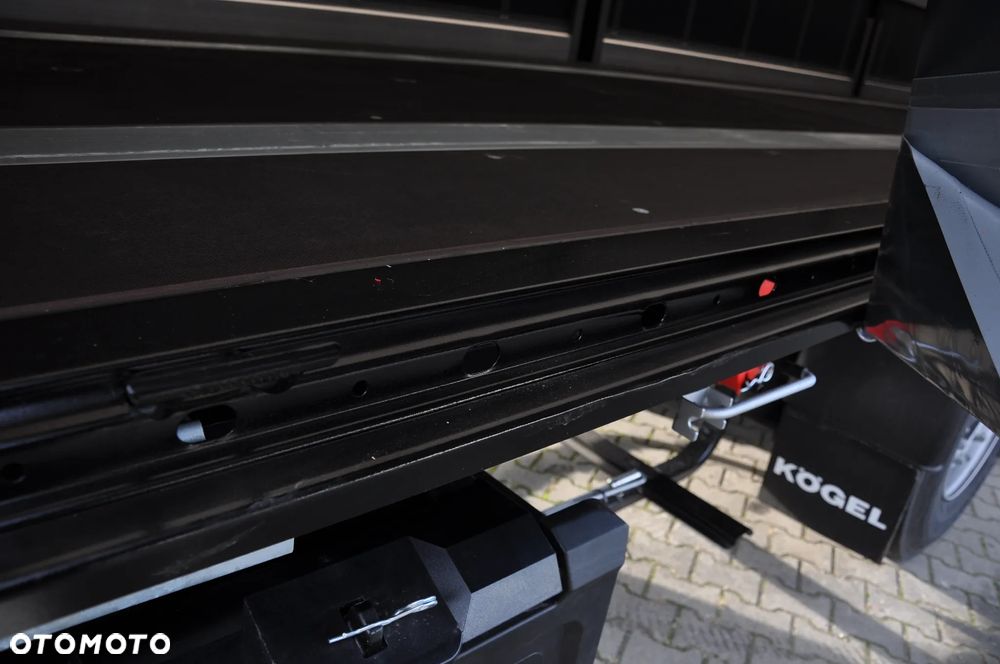 Kögel STANDARD PODNOSZONY DACH PODNOSZONA OŚ SAF - 28