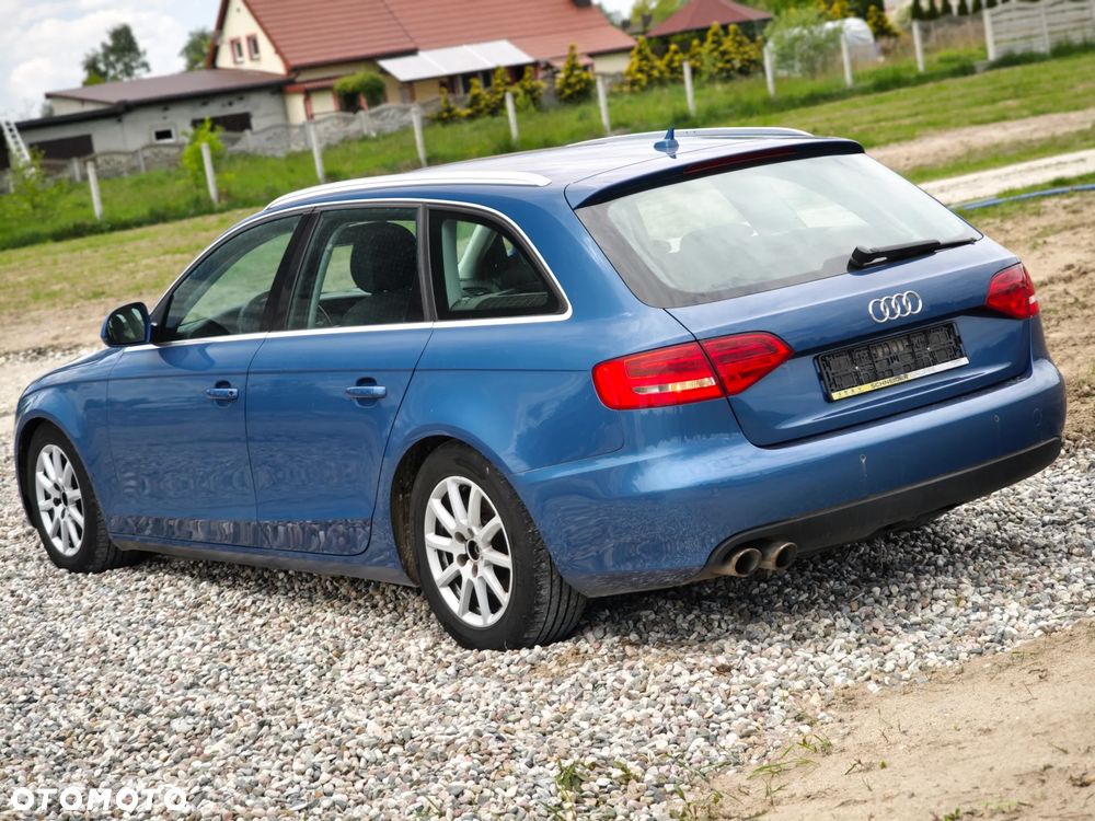 Audi A4 Avant 2.0 TDI Limited Edition - 6