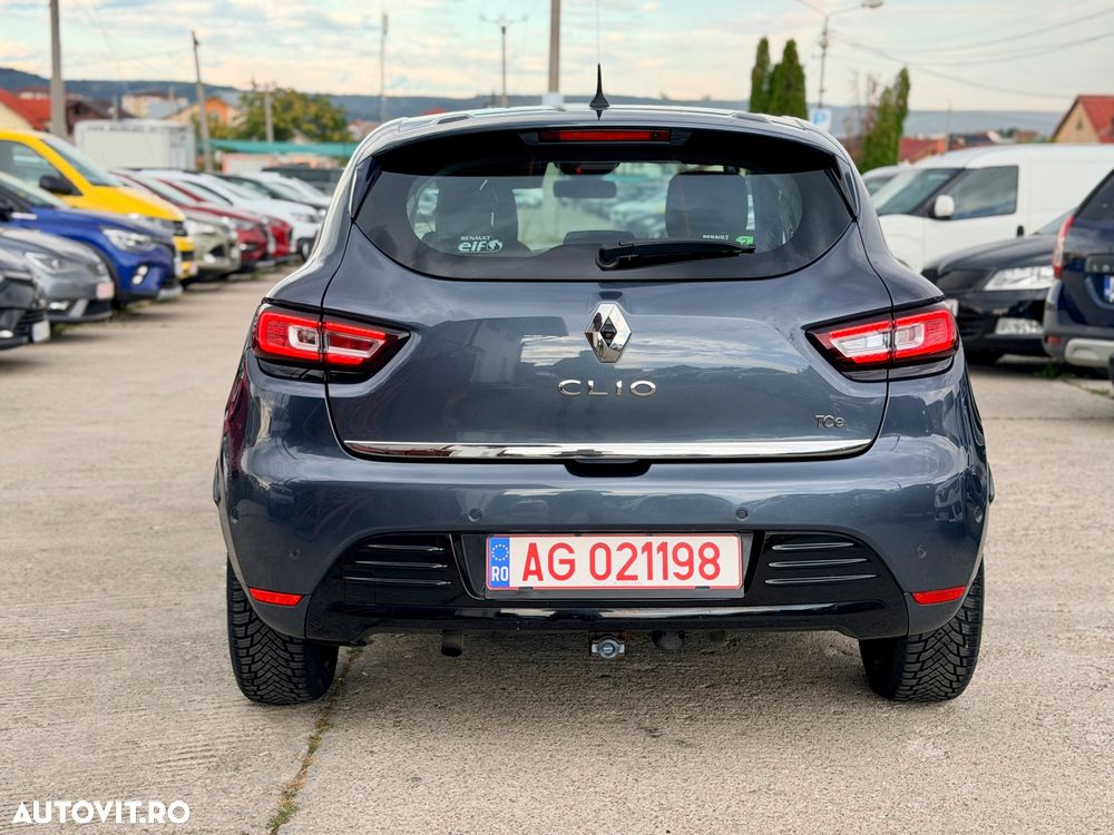 Renault Clio - 5