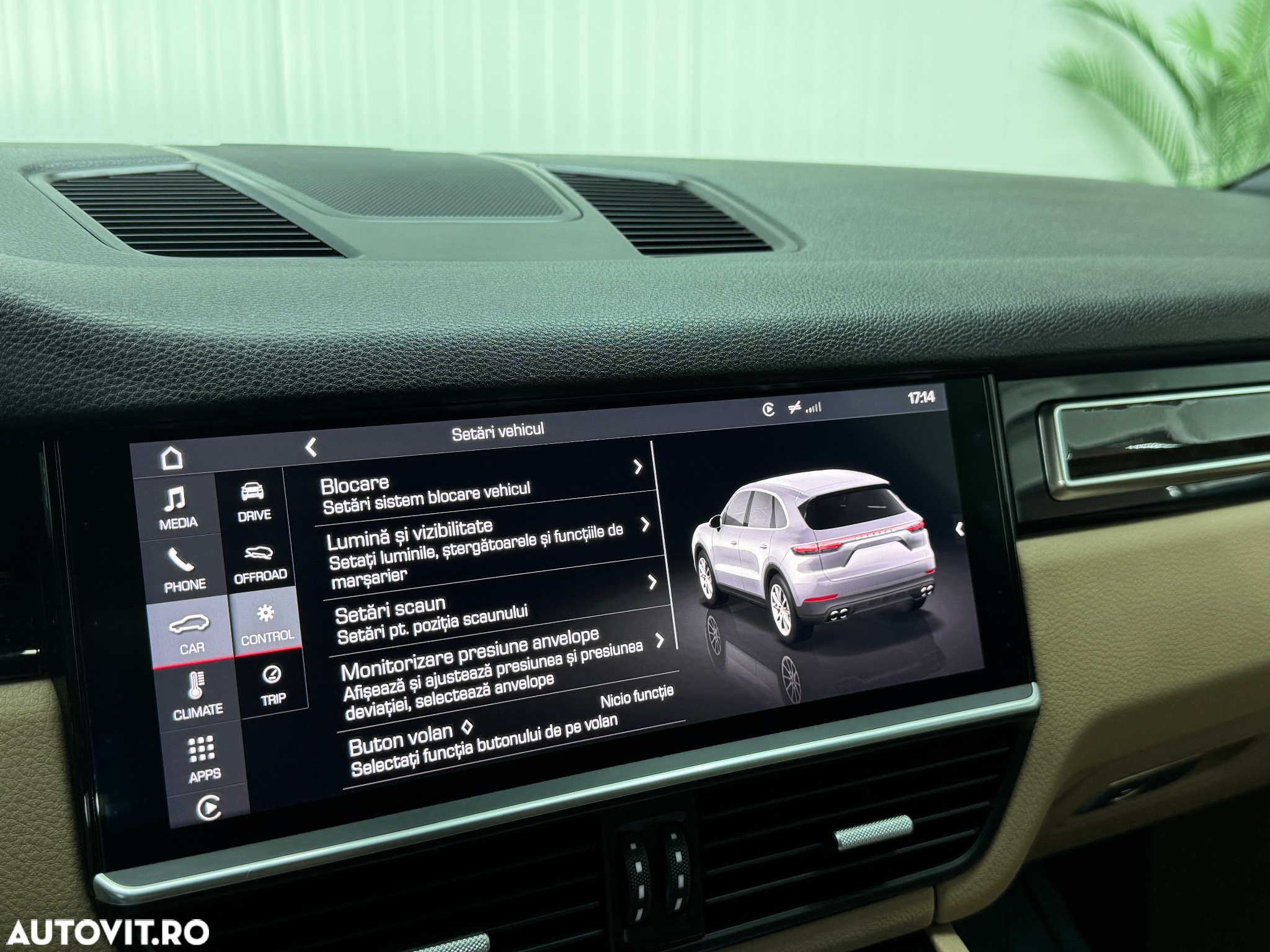 Porsche Cayenne Standard - 33