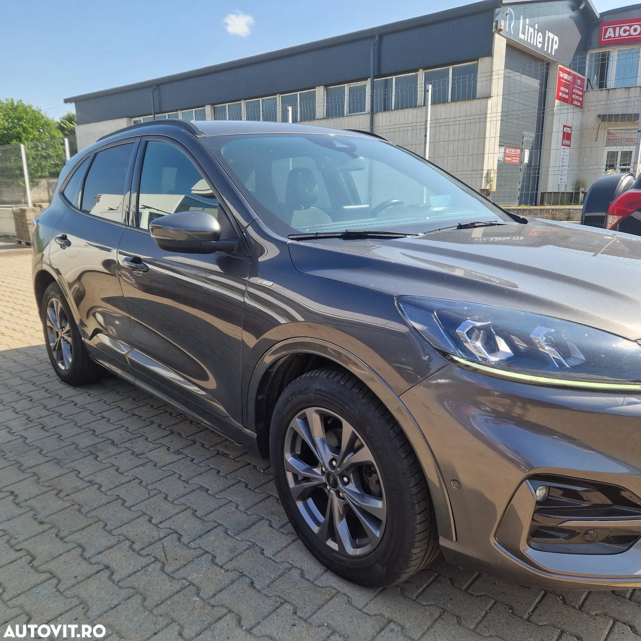 Ford Kuga 2.0 EcoBlue 4x4 Aut. ST-LINE - 2