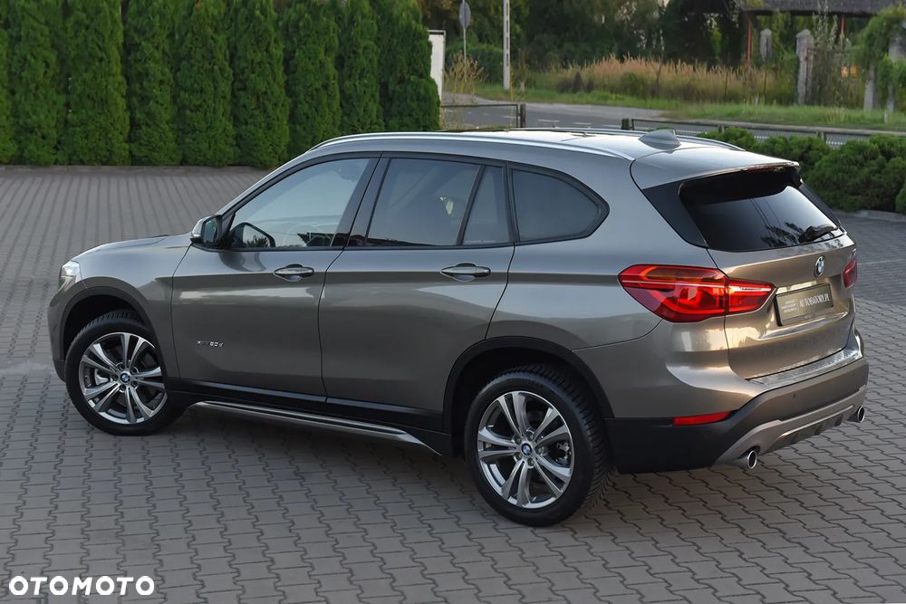 BMW X1 xDrive20d Sport Line - 15