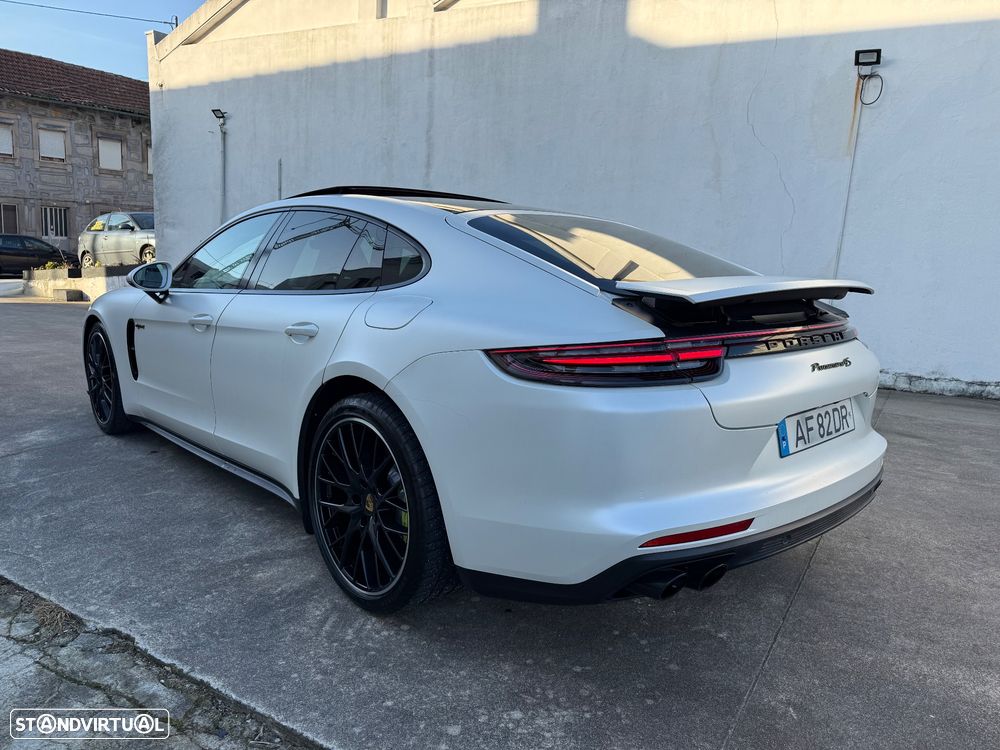 Porsche Panamera - 39