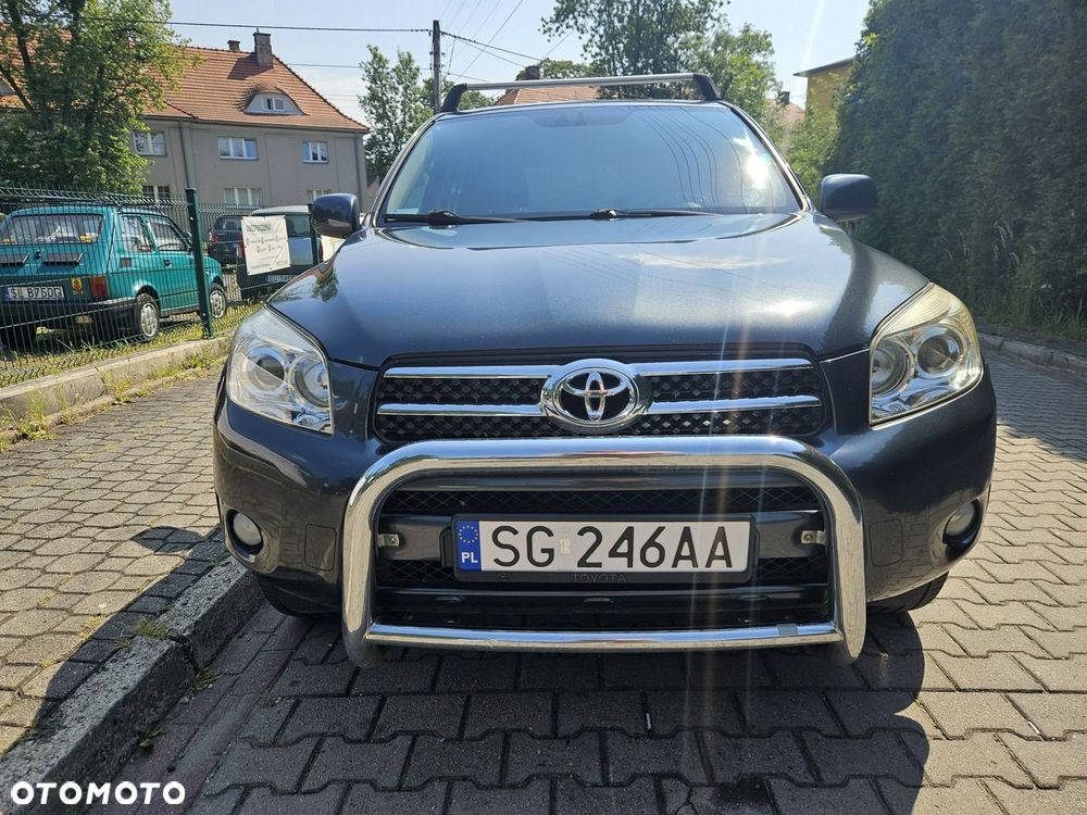Toyota RAV4 - 2