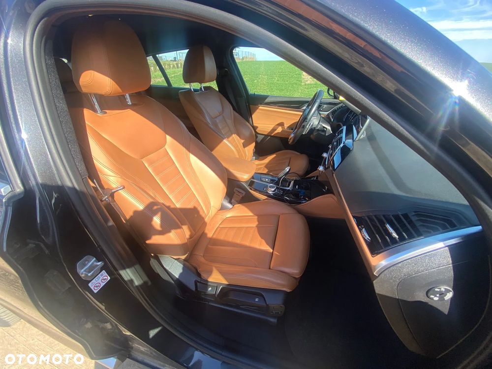 BMW X4 xDrive20d xLine sport - 10