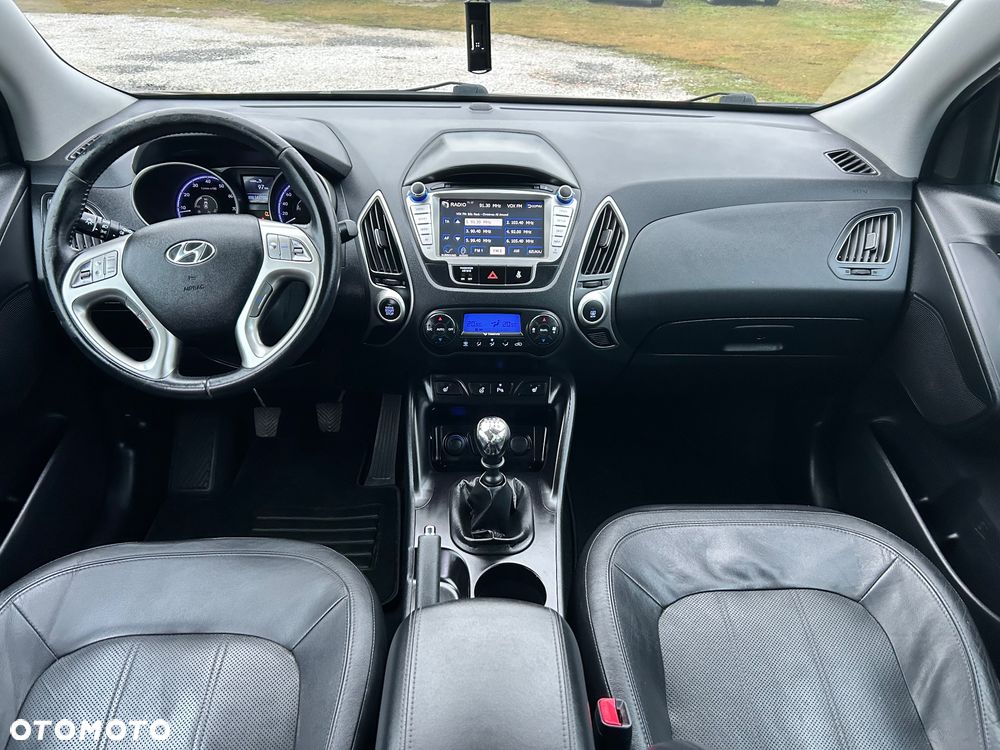 Hyundai ix35 blue 1.6 2WD Finale Gold - 12