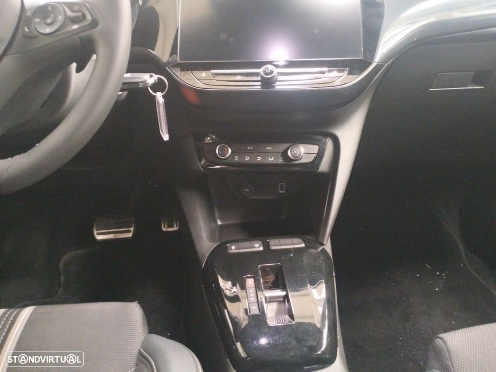 Opel Corsa 1.2 T Hybrid GS eDCT - 11