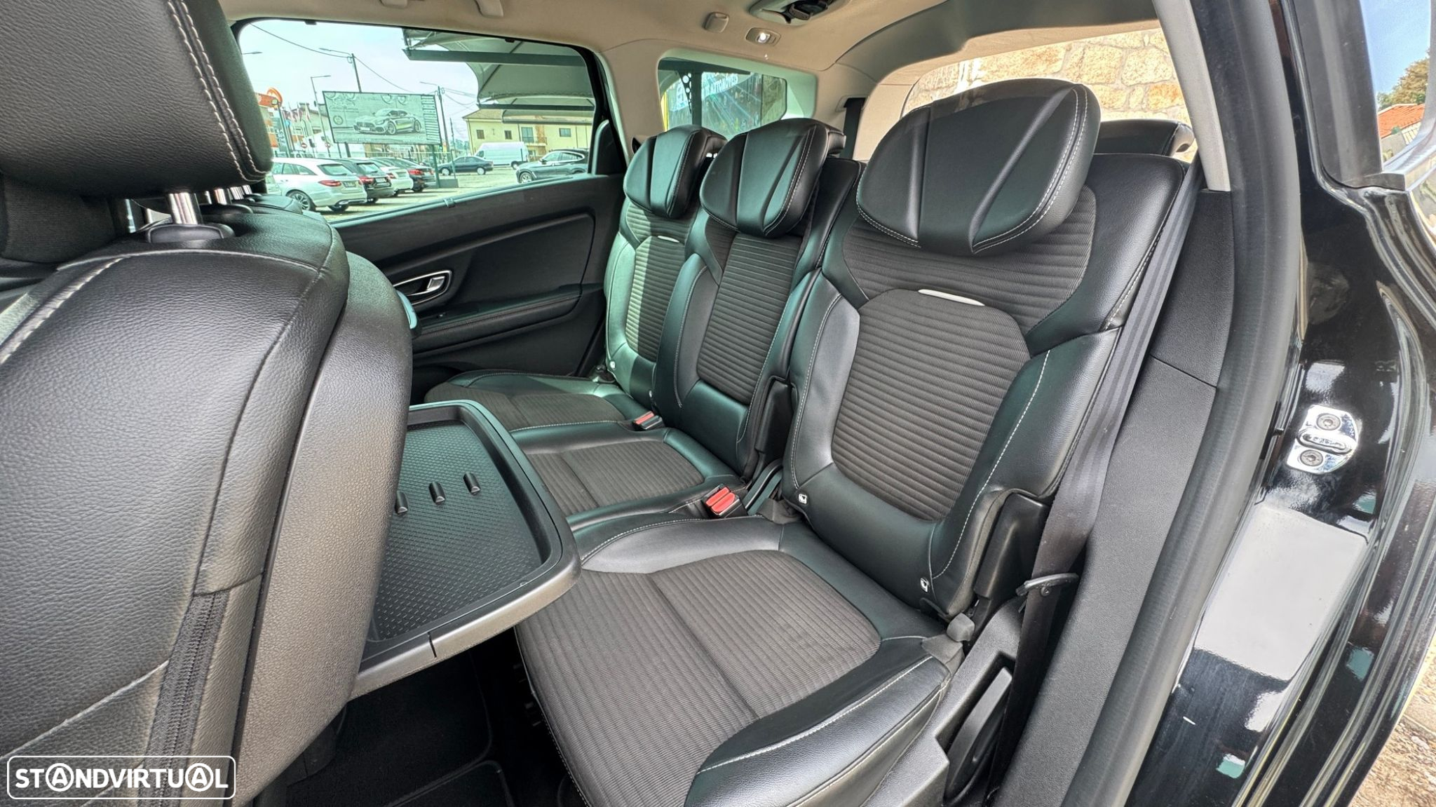 Renault Grand Scénic 1.5 dCi Bose Edition EDC SS - 39