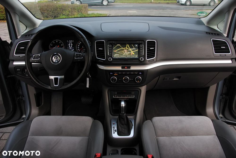 Volkswagen Sharan 2.0 TSI DSG Highline - 12