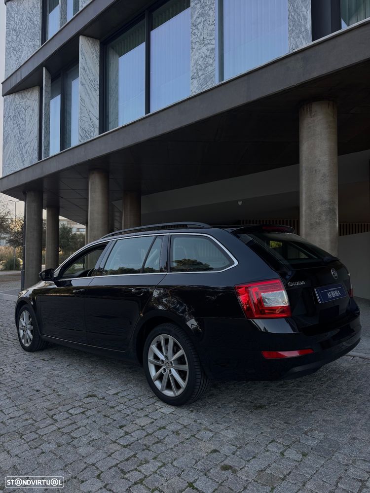Skoda Octavia Break 1.6 TDi Style DSG - 2