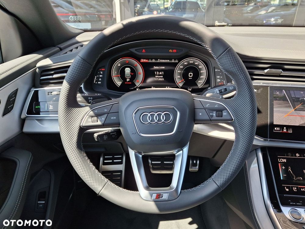 Audi Q8 - 26