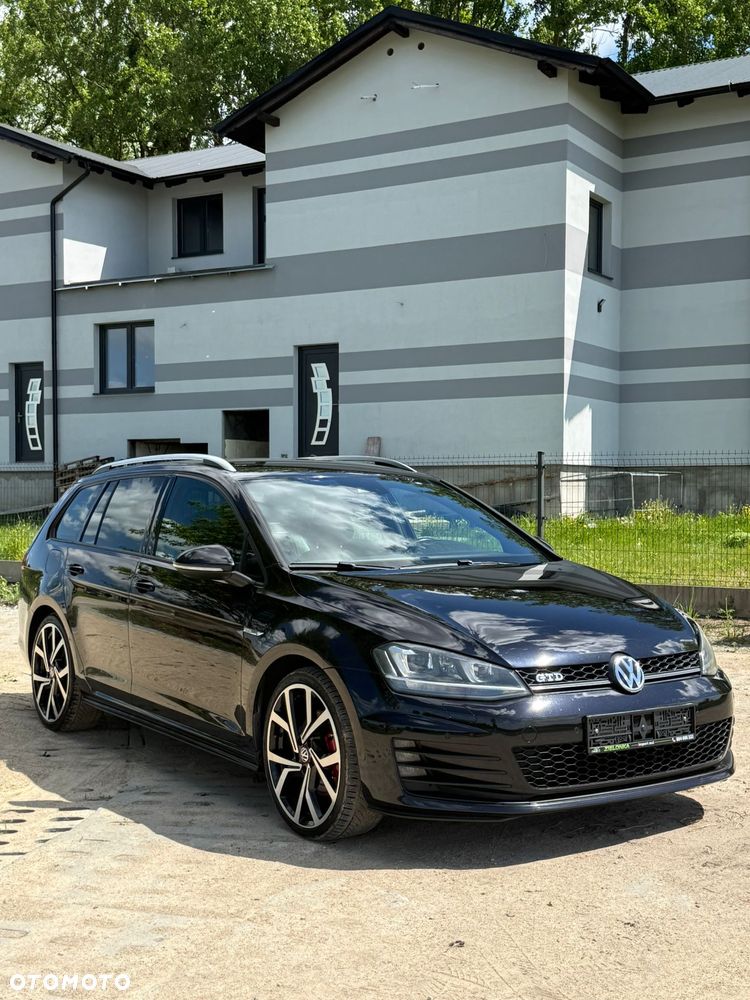 Volkswagen Golf 2.0 TDI BMT GTD - 3