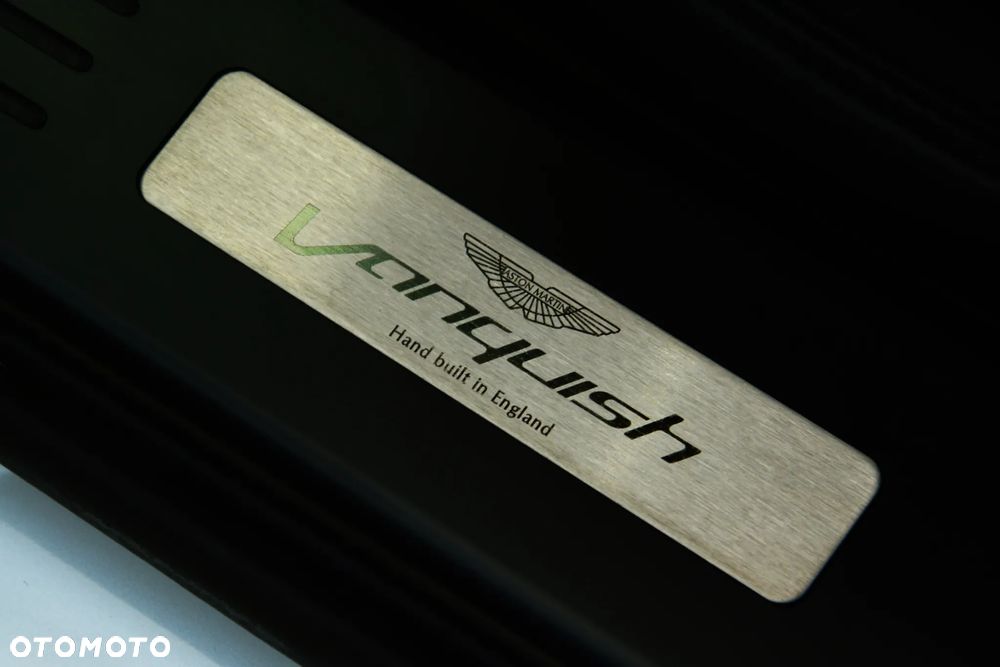 Aston Martin V12 Vanquish - 15