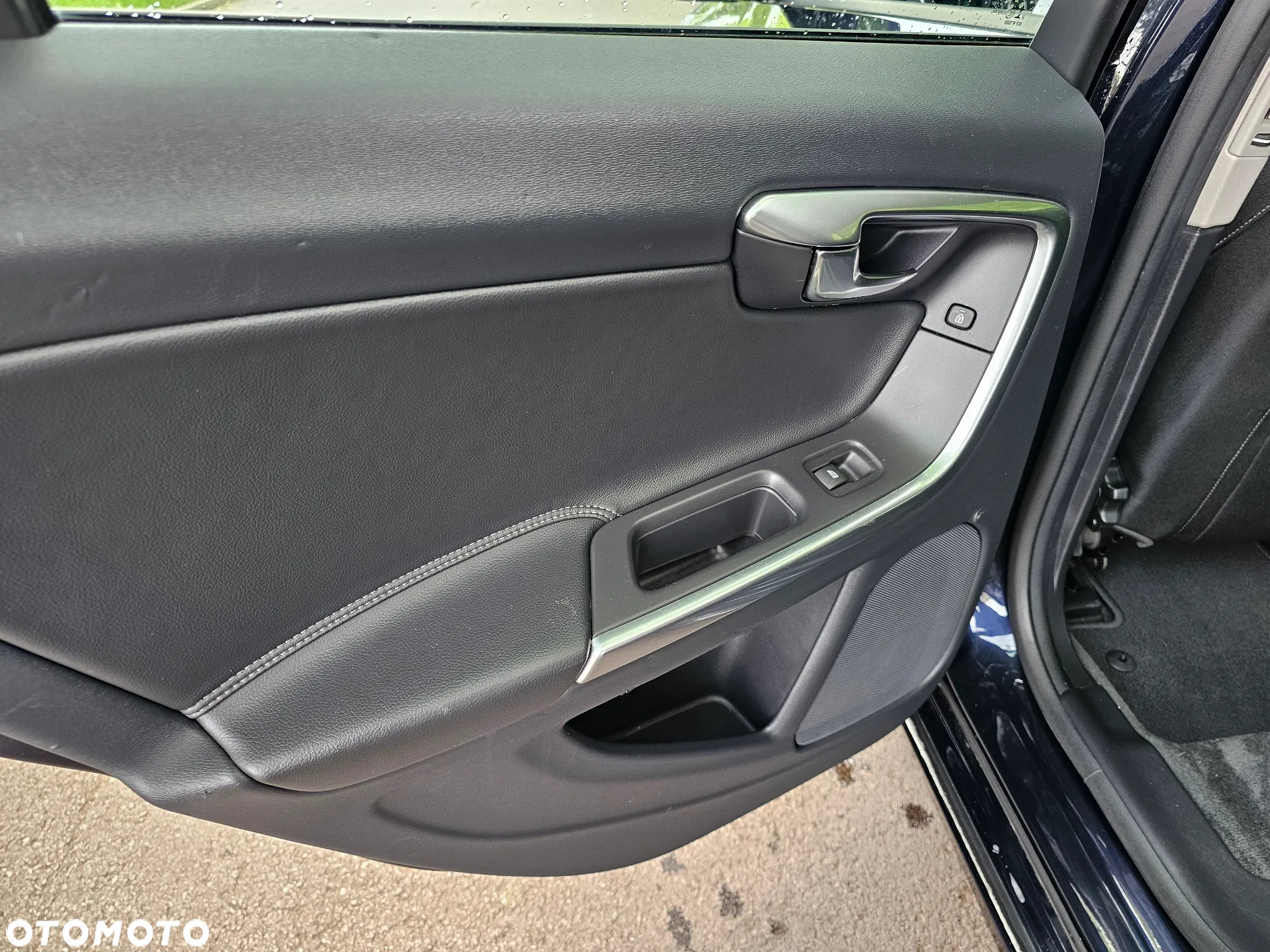 Volvo V60 D2 Geartronic Kinetic - 17