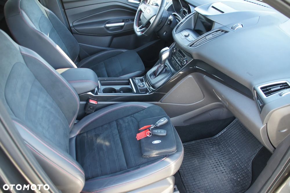 Ford Kuga 1.5 EcoBoost 4x4 ST-Line - 29