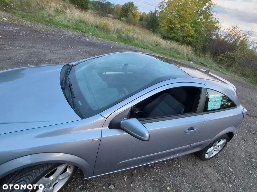 Opel Astra 1.9 CDTI DPF Sport - 8