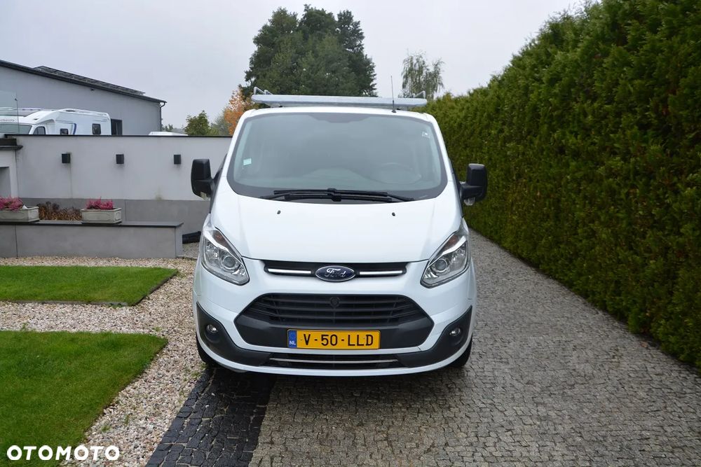 Ford Transit Custom - 12