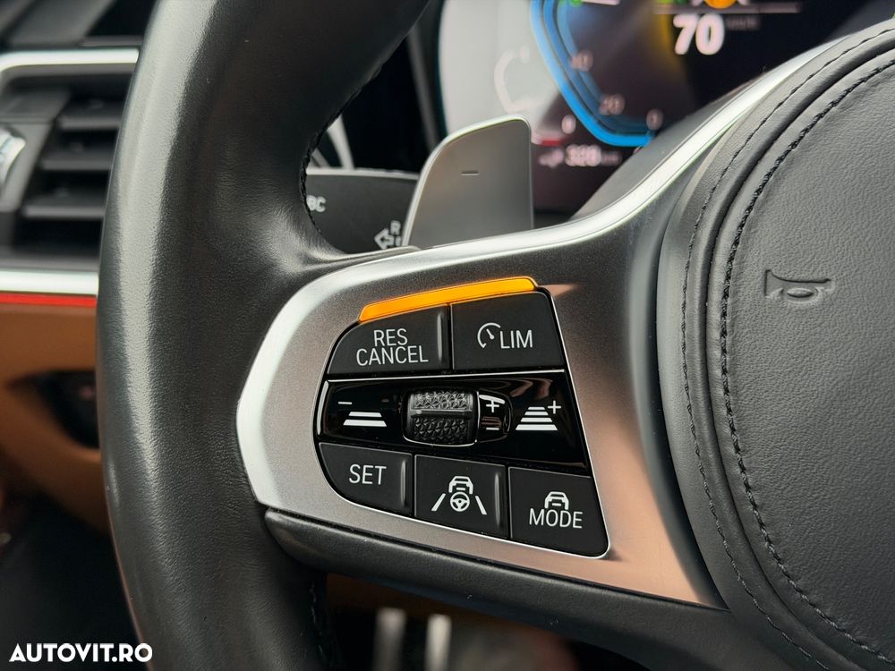 BMW Seria 3 330e Aut. M Sport - 17