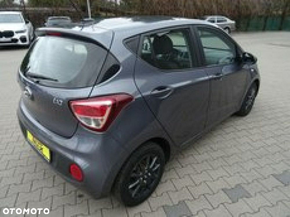 Hyundai i10 - 11