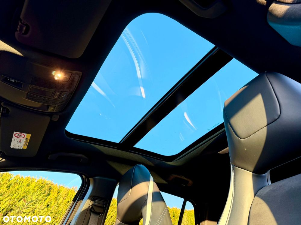 Infiniti Q30 2.0t Sport AWD 7DCT - 11