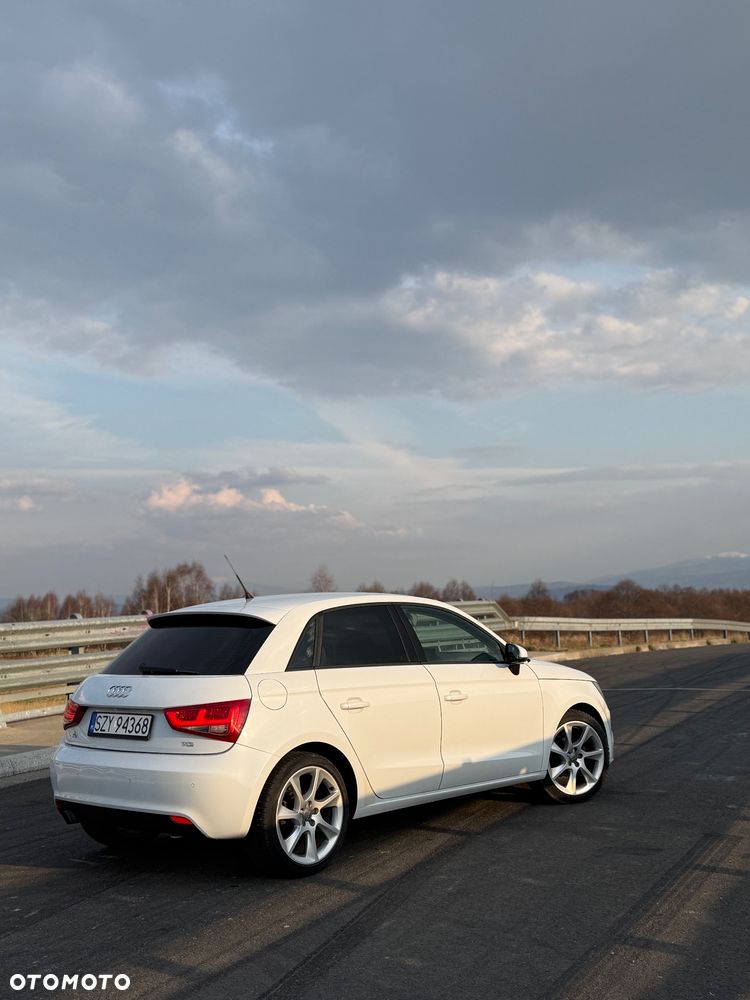 Audi A1 Sportback 1.6 TDI Attraction - 3