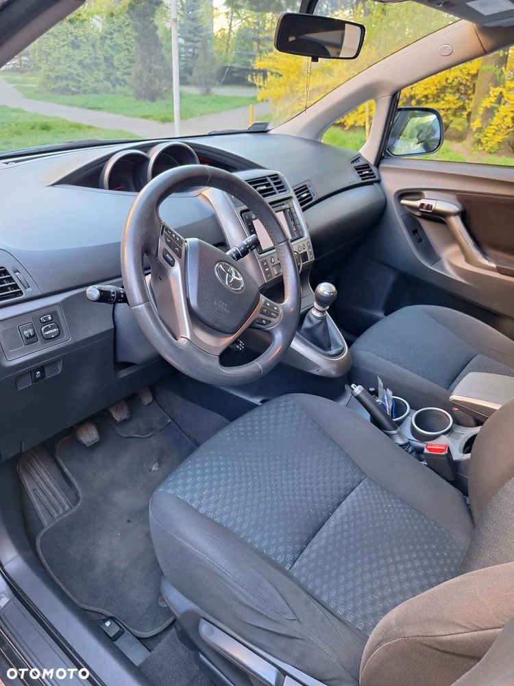 Toyota Verso 1.8 Sol plus NAVI - 14
